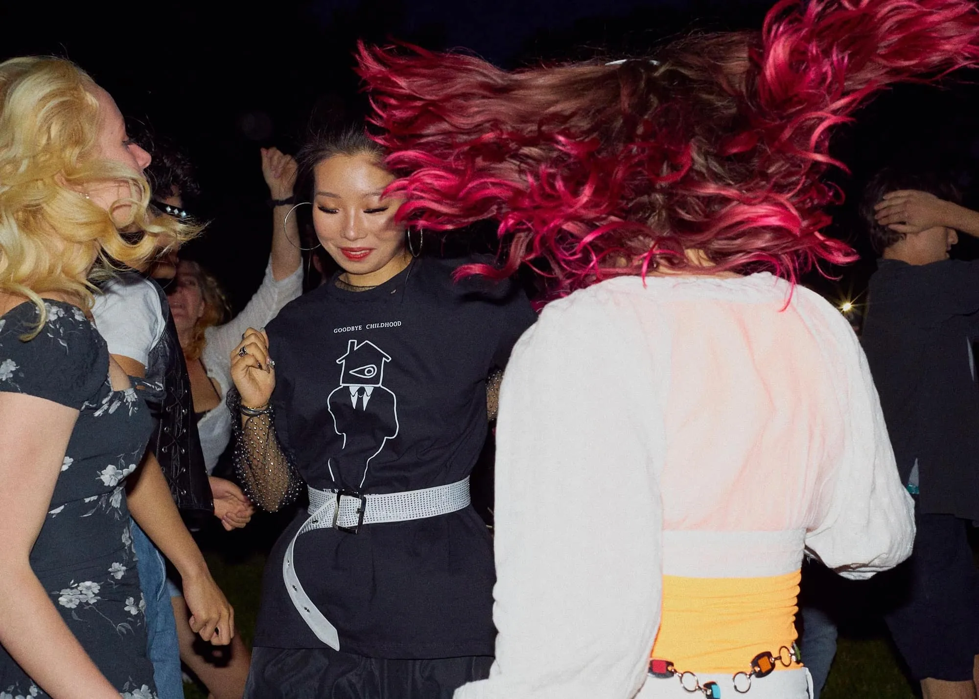 A captivating lifestyle photograph that showcases candid moments, expertly captured to reflect the natural beauty and energy of real-life interactions