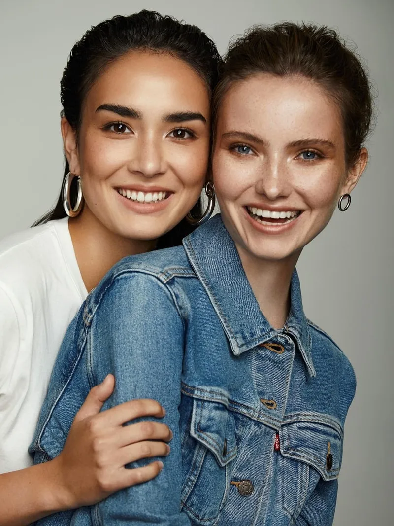 This exceptional beauty photograph, captured by a commercial photographer, features flawless makeup, skin textures, and creative lighting, designed to engage and captivate in commercial advertising