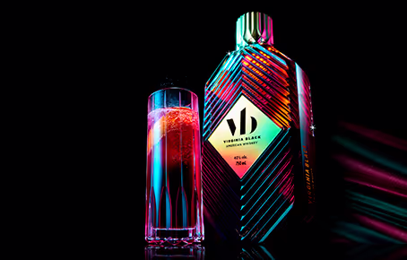 Vibrant drink photography by a Toronto-based photographer, expertly capturing the textures, colors, and freshness of beverages with a polished, creative style for commercial campaigns