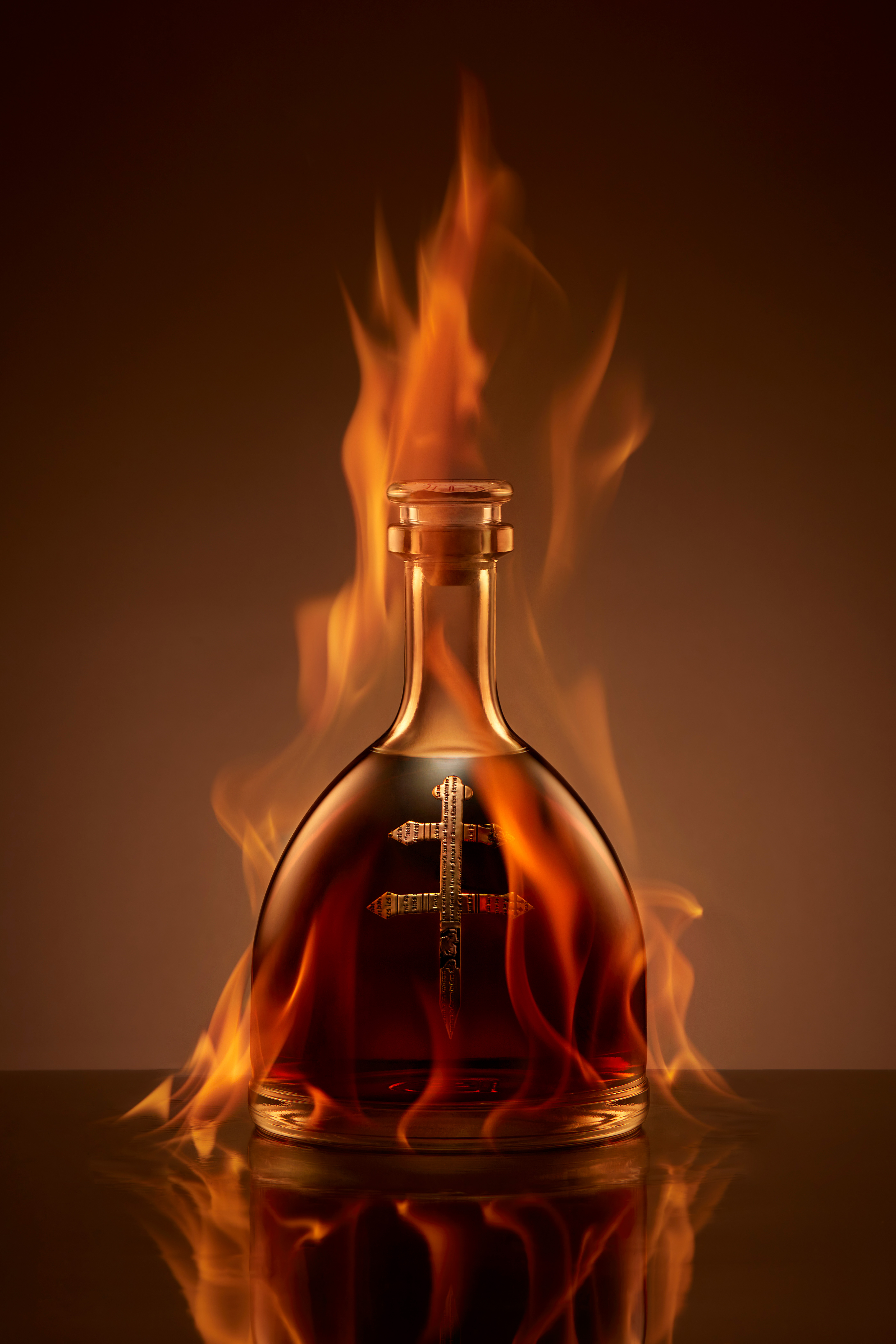 Creative and captivating drink photography, shot by a Toronto-based photographer, emphasizing freshness, texture, and elegance in every frame for impactful marketing visuals