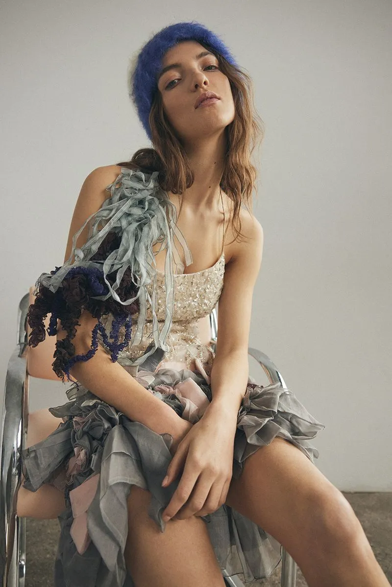 Stunning fashion photography by a Montreal-based commercial photographer, capturing high-fashion looks with expert styling and composition for impactful brand campaigns