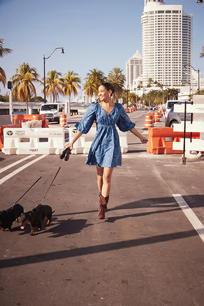 Vibrant and relatable lifestyle photography, shot by a commercial photographer, ideal for creating impactful visuals that resonate with consumers in advertising and digital marketing