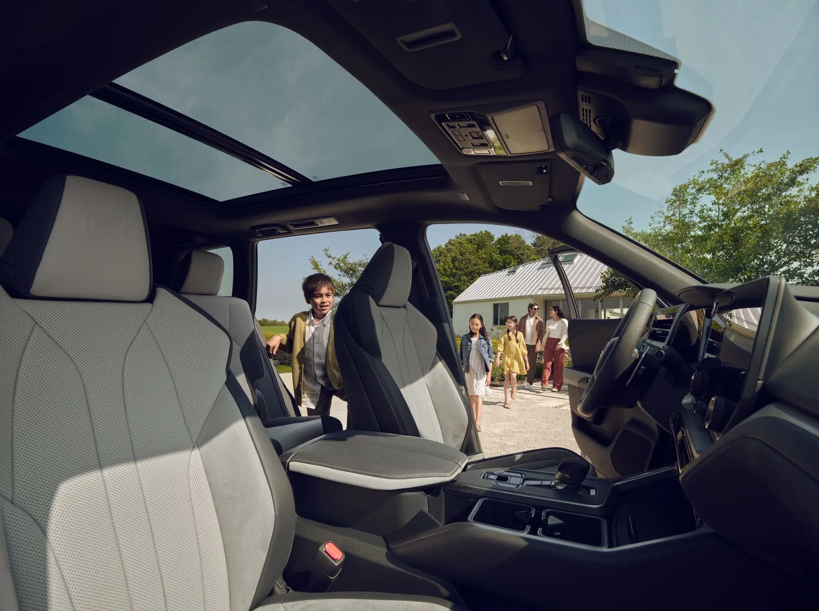 Expert automotive photography blending cars, people, and lifestyle, designed to highlight the connection between individuals and their vehicles, perfect for advertising and brand storytelling