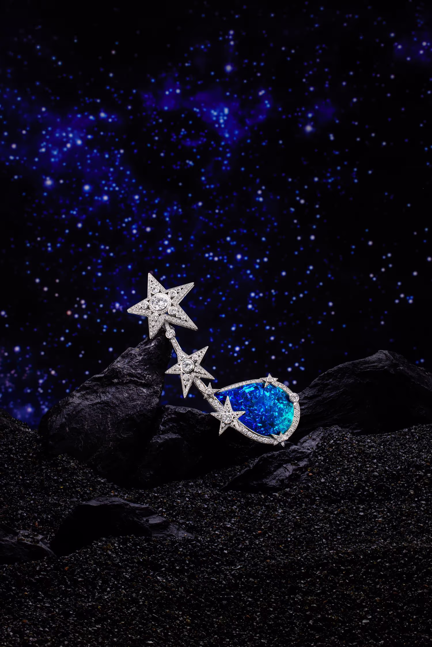 This Toronto-based photographer brings conceptual ideas to life through polished, jewelry photography, expertly crafted for commercial and advertising purposes