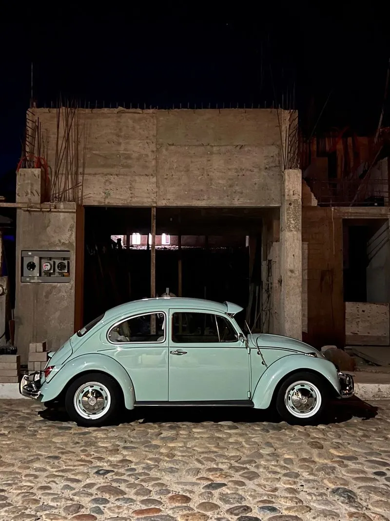 This immersive travel photograph invites you to explore distant places, showcasing the beauty of landscapes and vibrant street scenes through the eyes of an experienced photographer