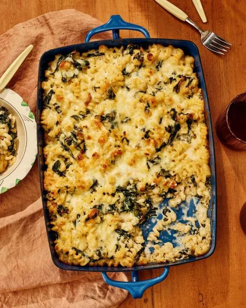 A dynamic food photograph that highlights the craftsmanship behind every ingredient, taken with a keen eye for detail to make the dish look its absolute best