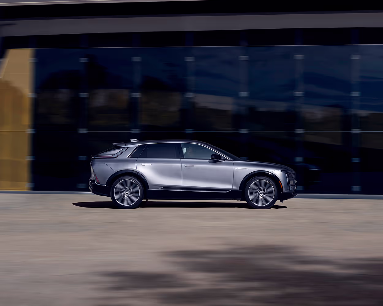 Authentic automotive photography featuring people and cars in real-life moments, captured with creativity and precision to enhance your brand’s visual storytelling and commercial advertising