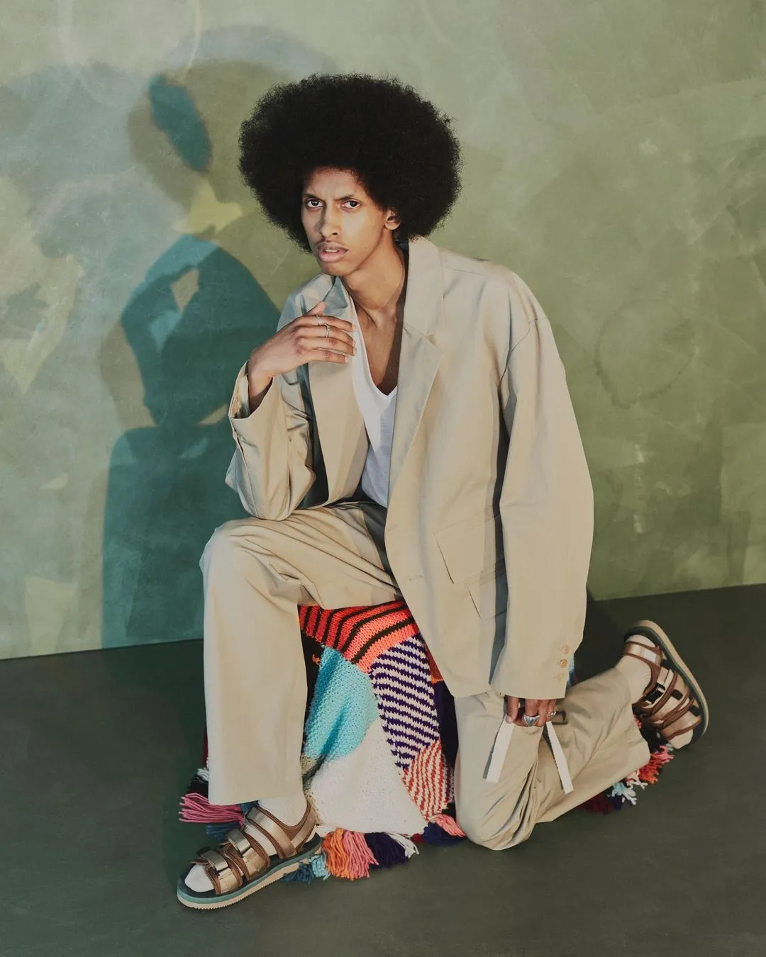 This Toronto-based fashion photographer captures the latest trends and timeless elegance, expertly styled and lit to deliver high-impact fashion imagery