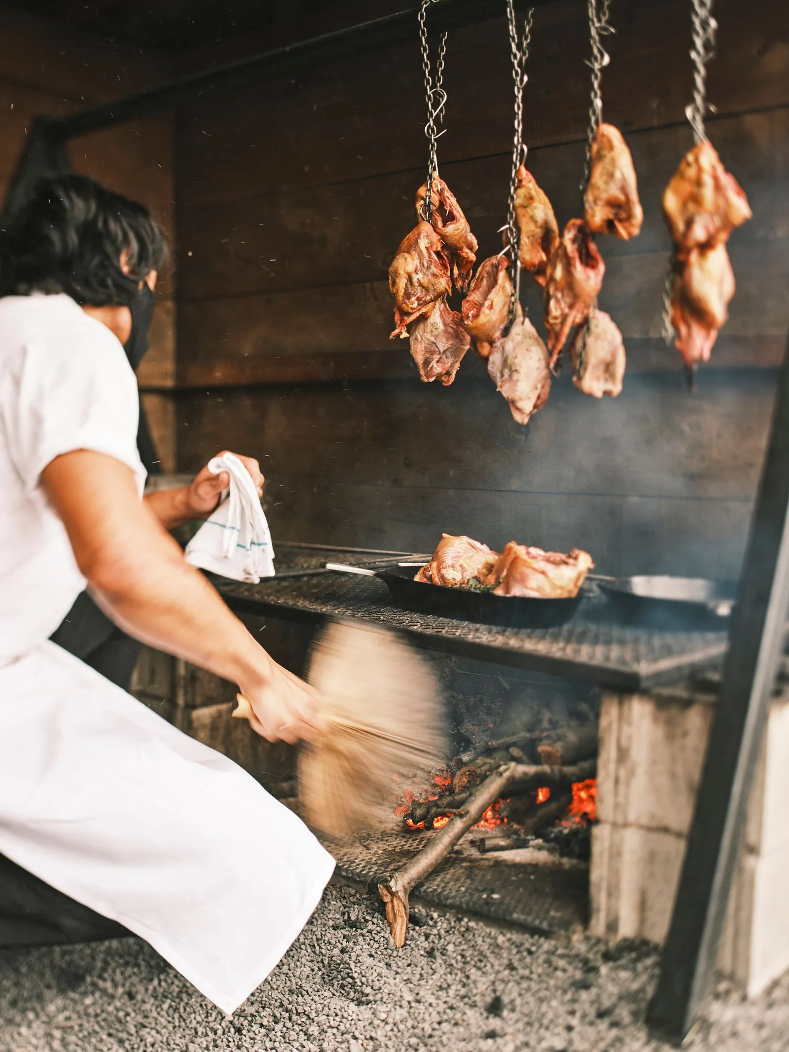 Dynamic and engaging lifestyle photos taken by a commercial photographer, designed to capture authentic moments and showcase your brand’s message through impactful imagery