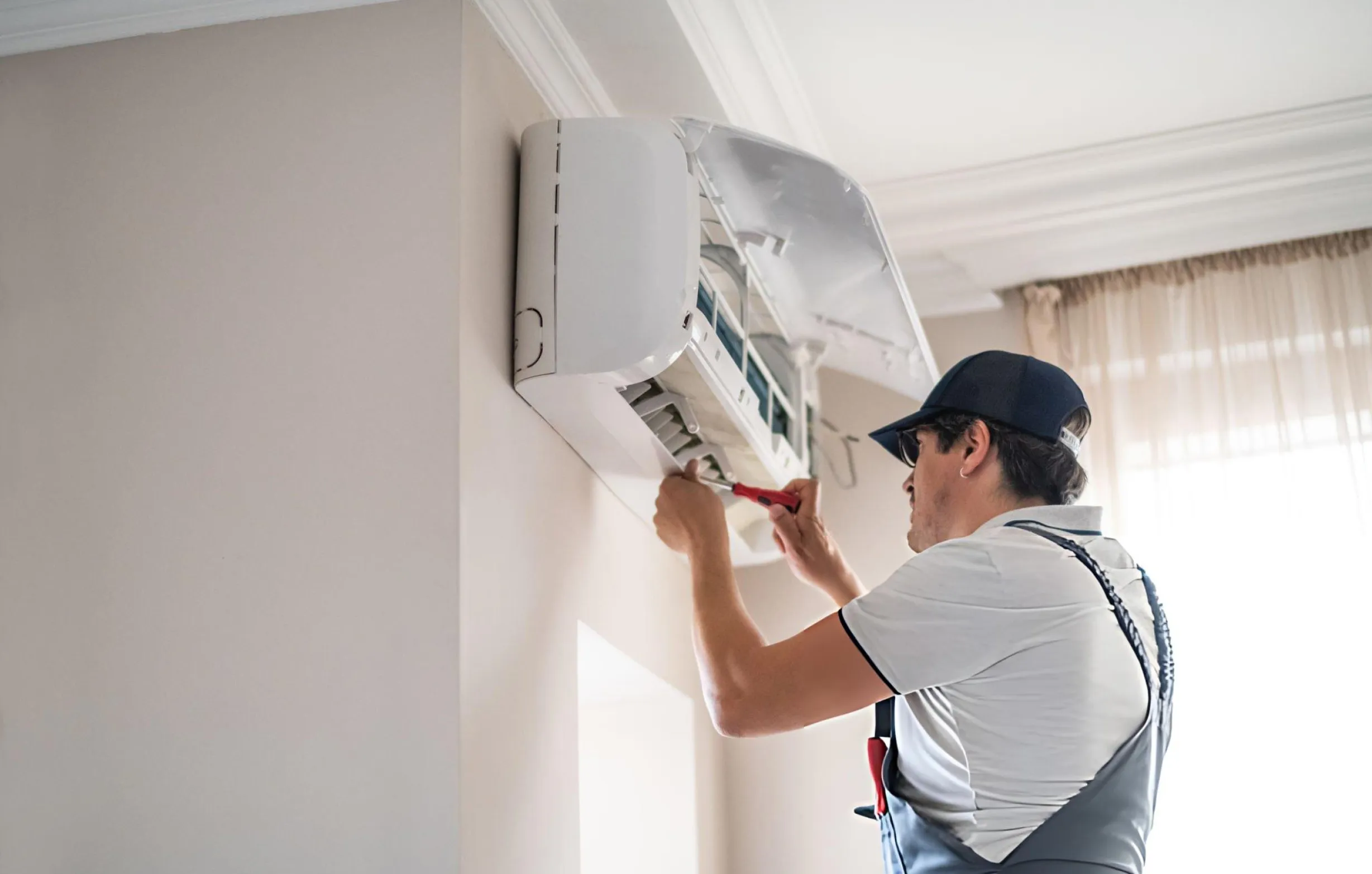 Professional AC unit installation by Texas Air Mechanics technician