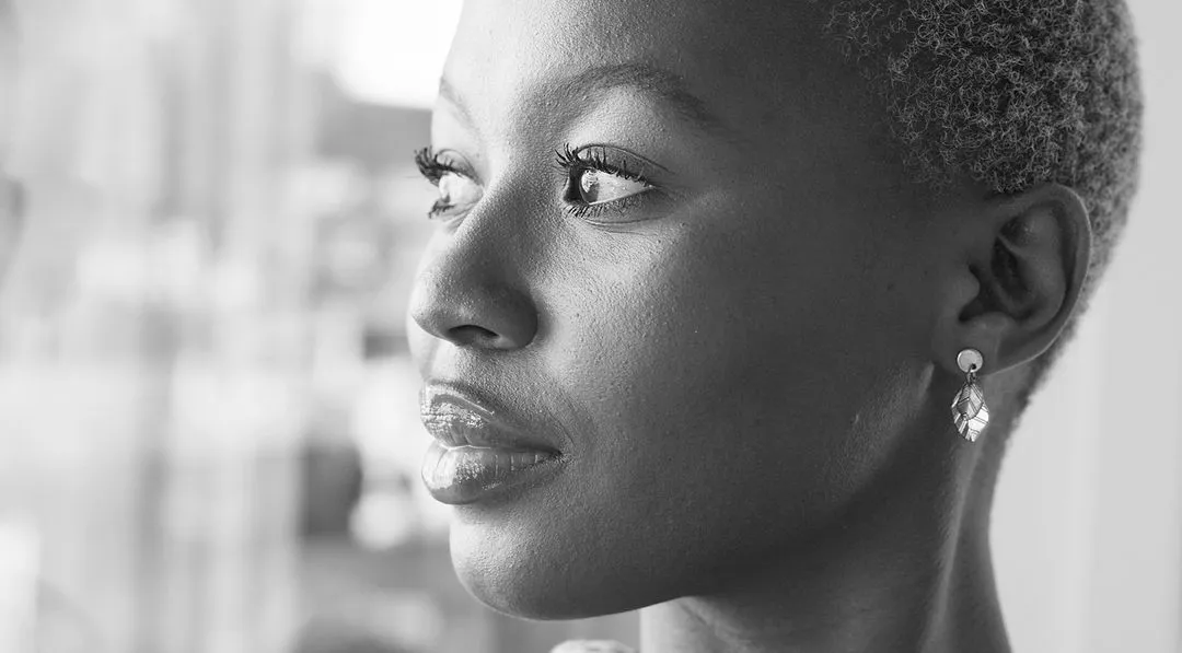 Domestic violence survivor sharing her story of recovery and hope