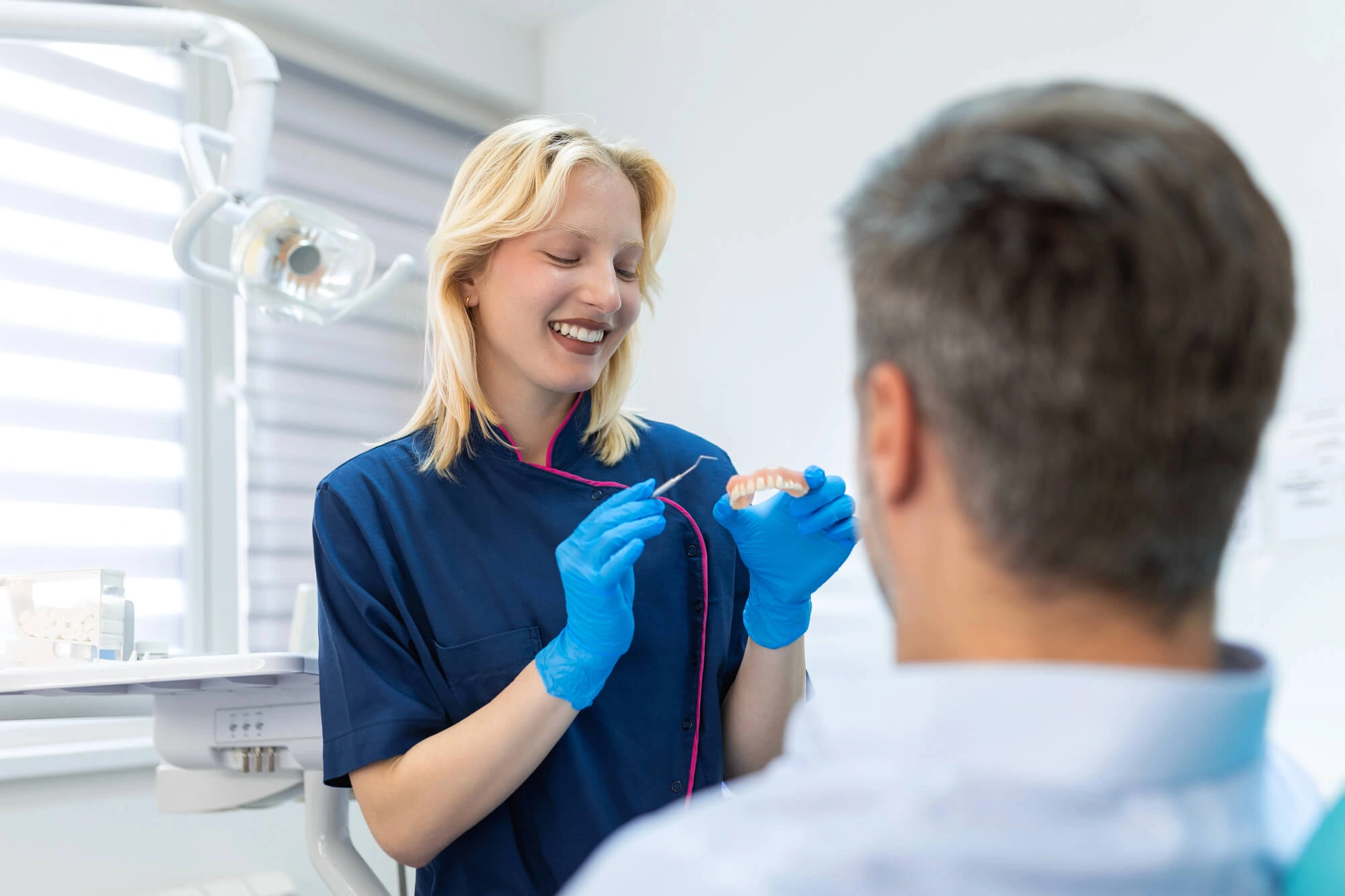 Showing dental implant or dental bridge reading pa