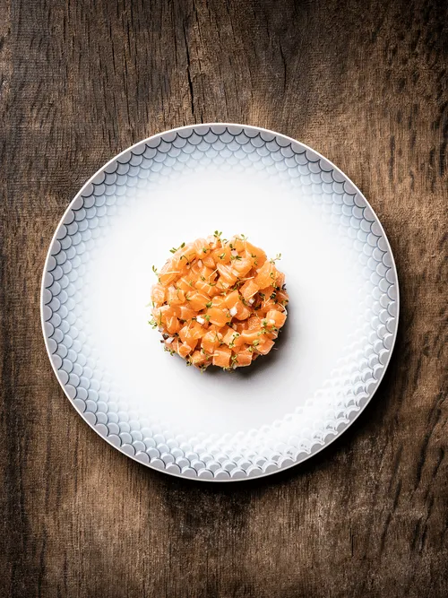 Rinka - Fresh Salmon tartare with cress