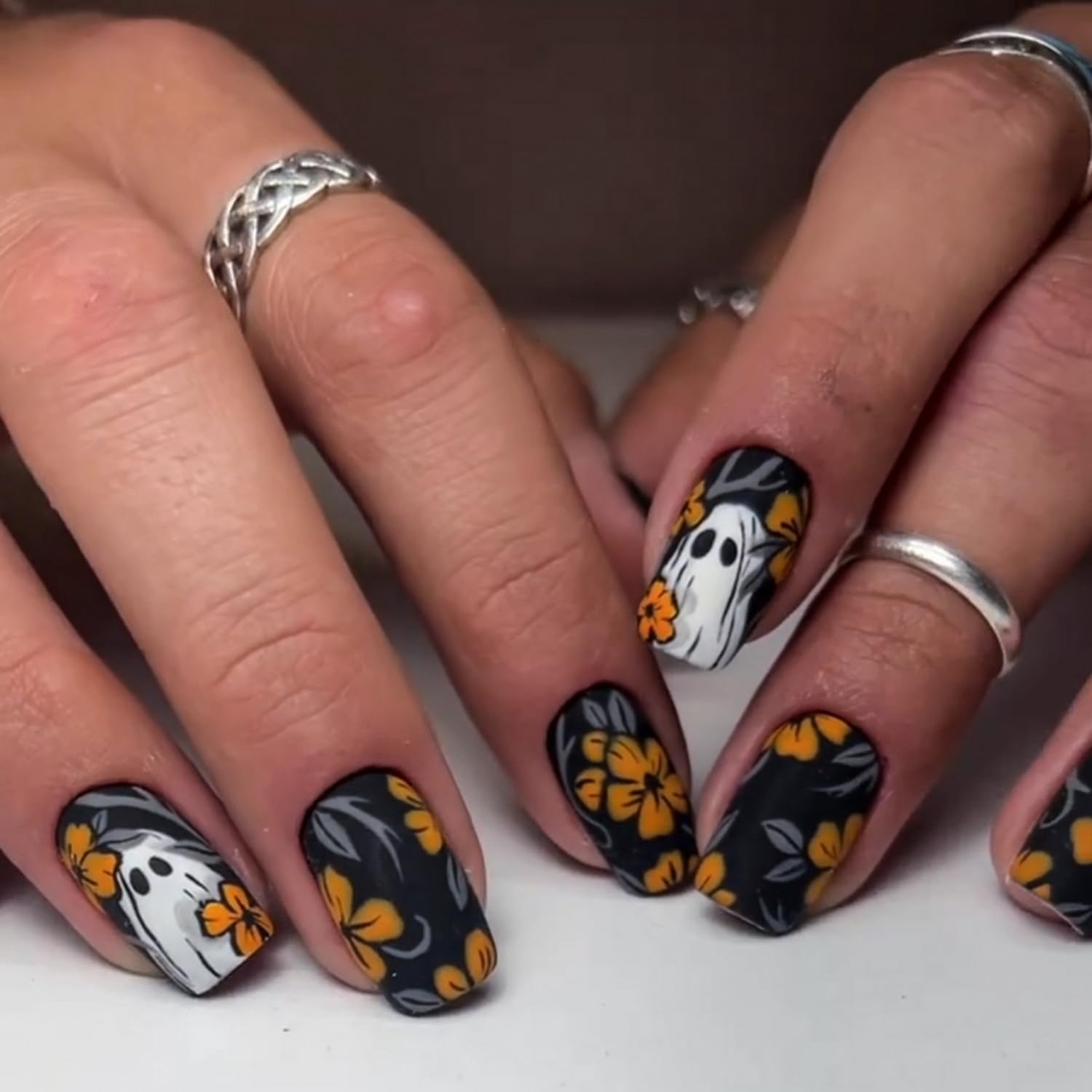 Halloween Yellow Flower Press-On Nails