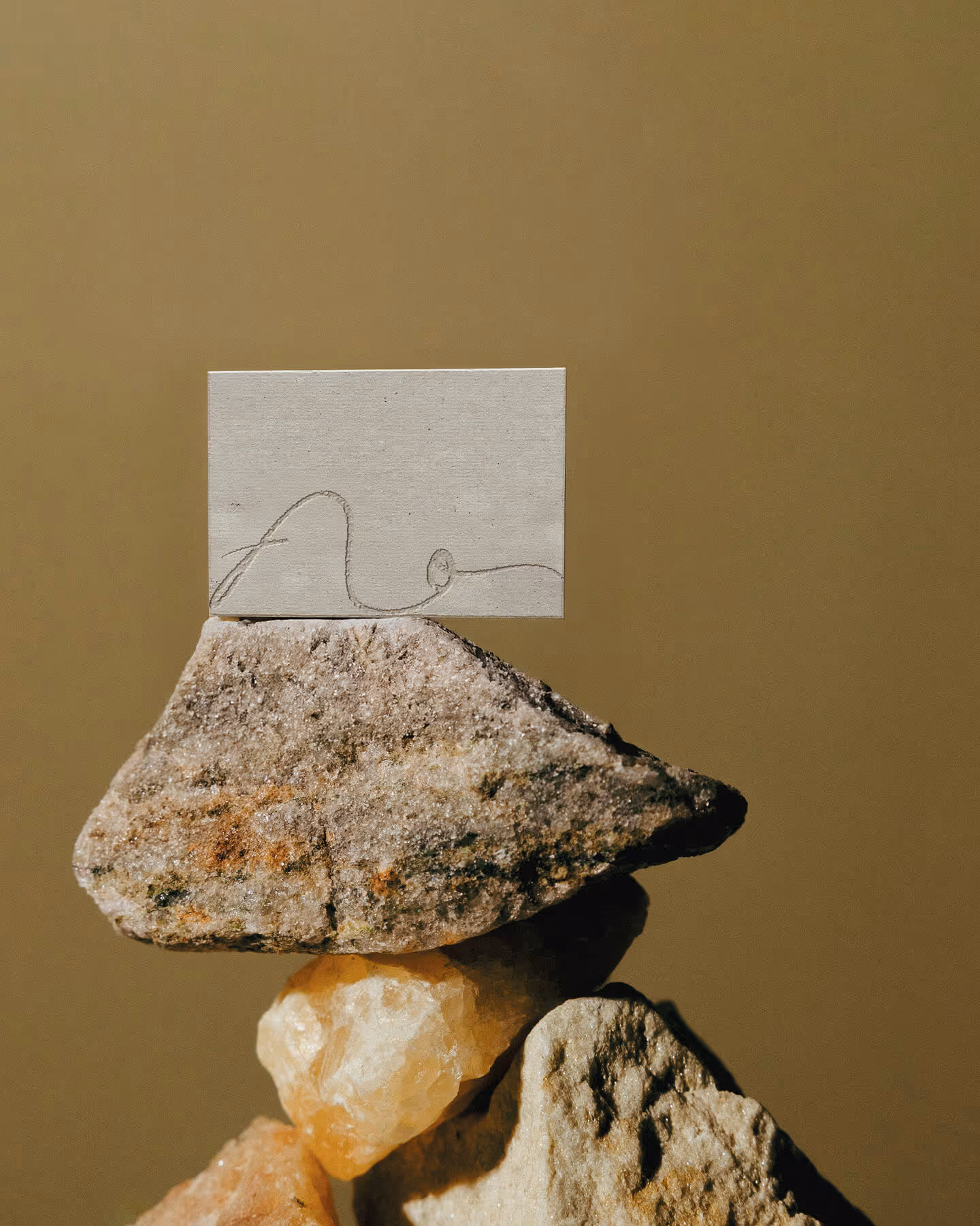 Flo, Visual Identity by Zita Fernandez