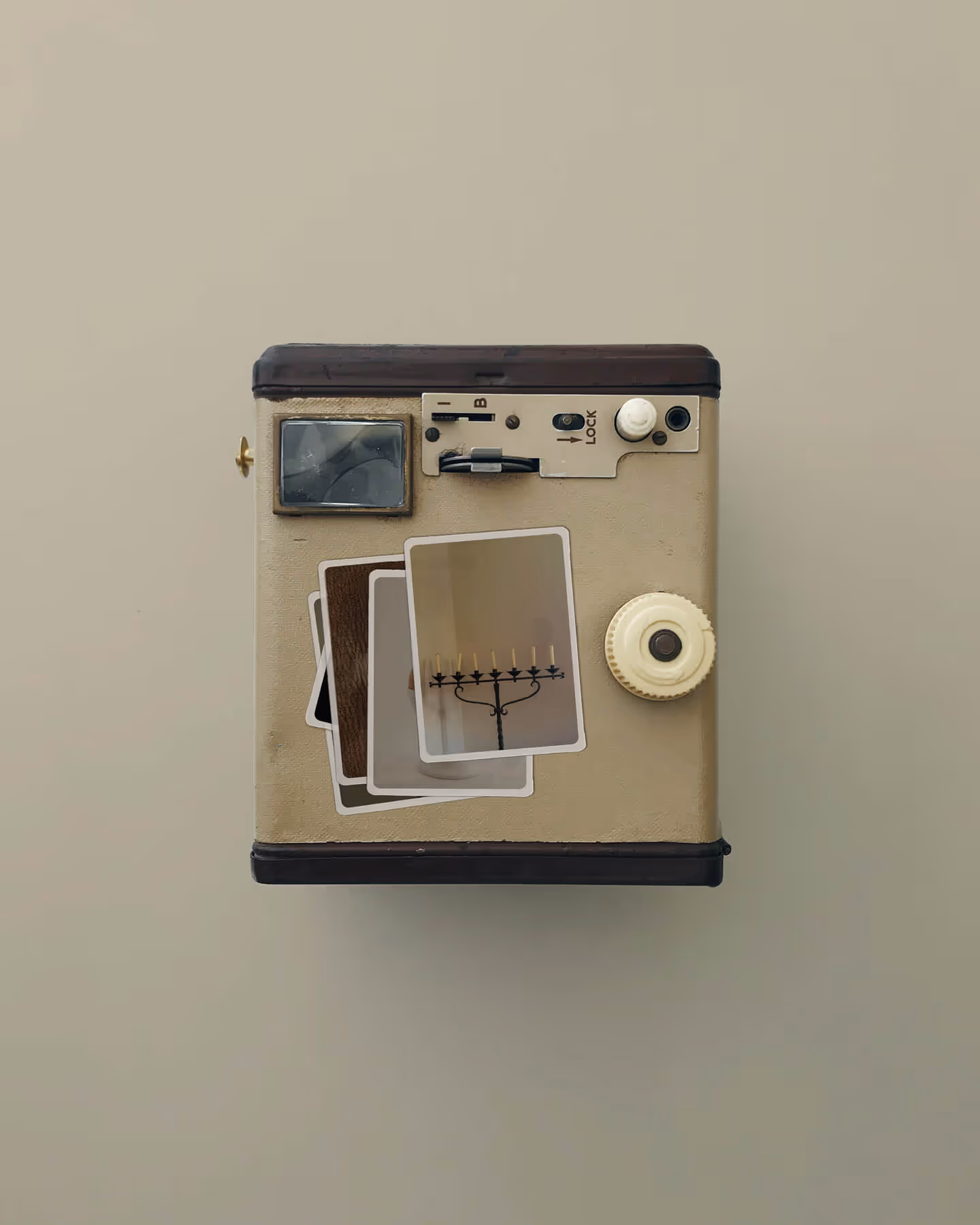 Armoire, Visual Identity by Zita Fernandez