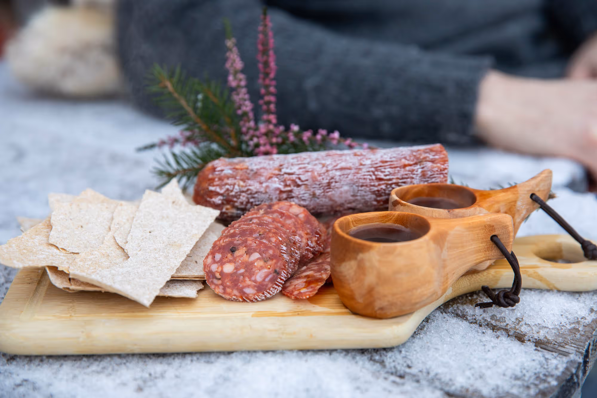 [background image] image of gallery interior (for a art gallery)