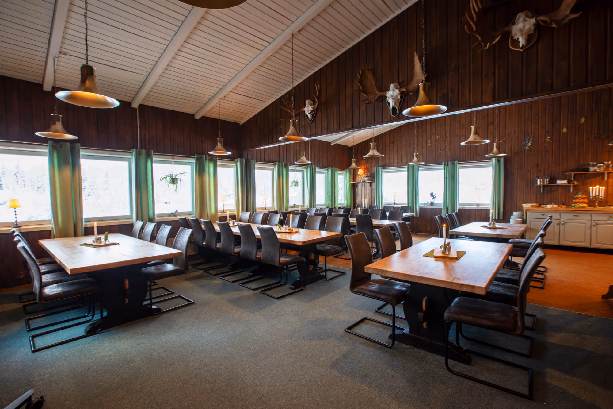 [background image] image representing clinic location in environment (for an acupuncturist)