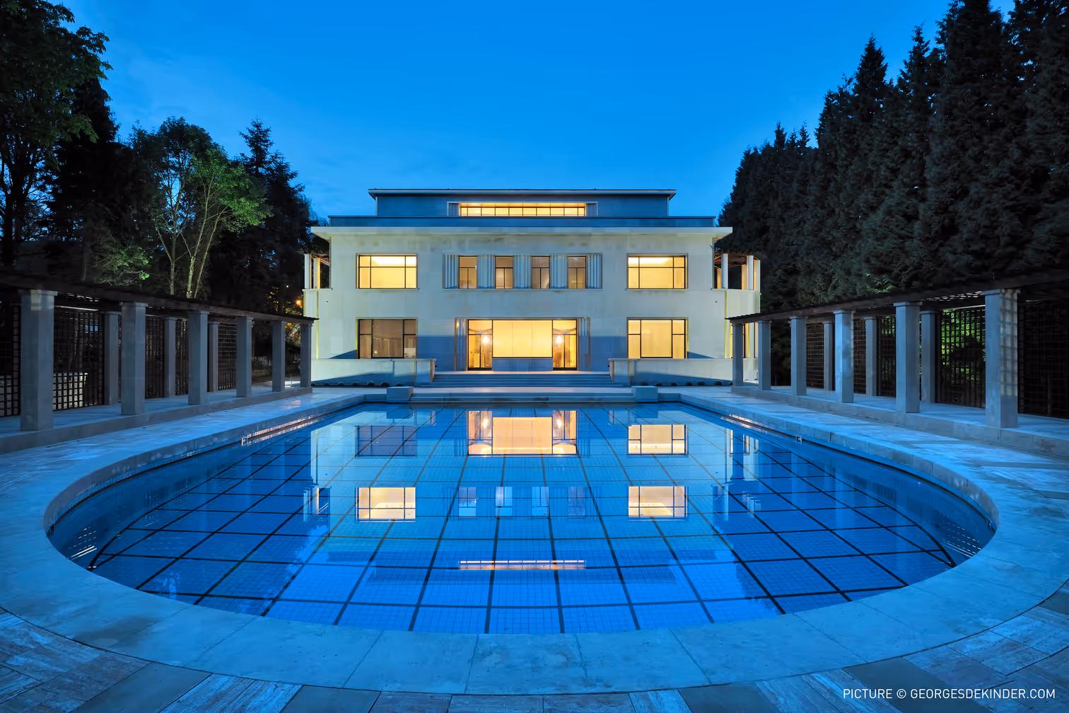 Image du projet "The Empain Villa" par Bigare & Partners