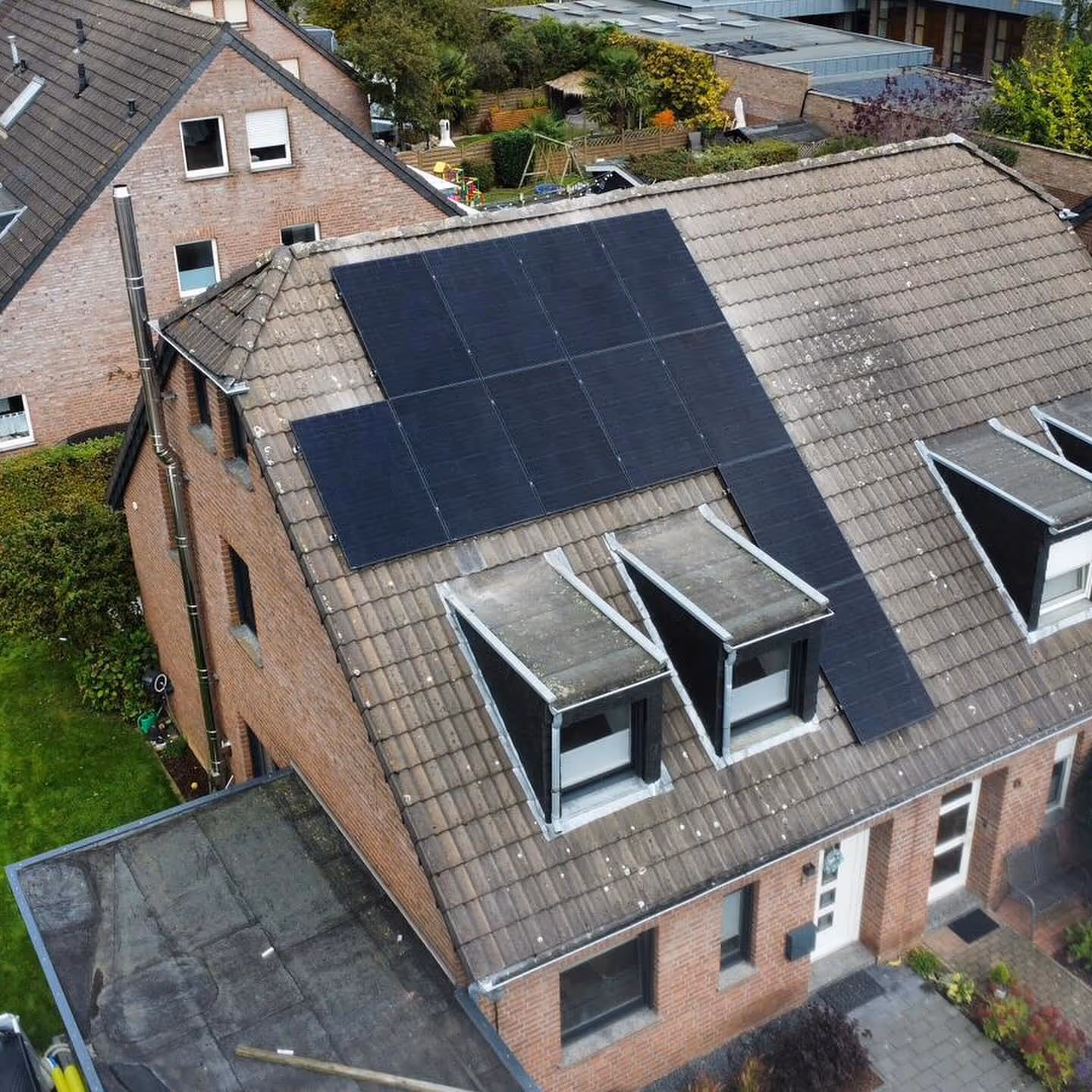 10 kWp PV-Anlage mit Speicher und Wallbox in Kerken-Aldekerk