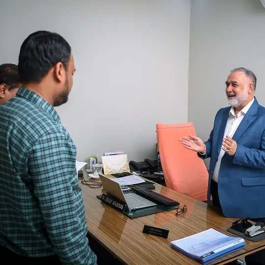 MAS owner with his team.