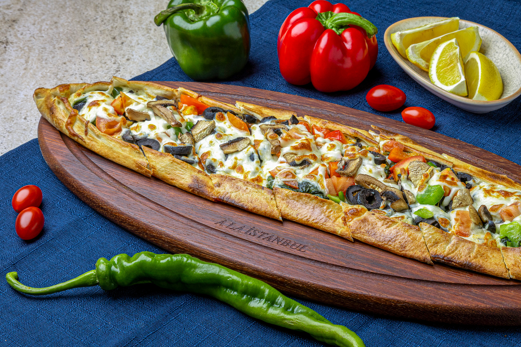 Vegetarian Pide