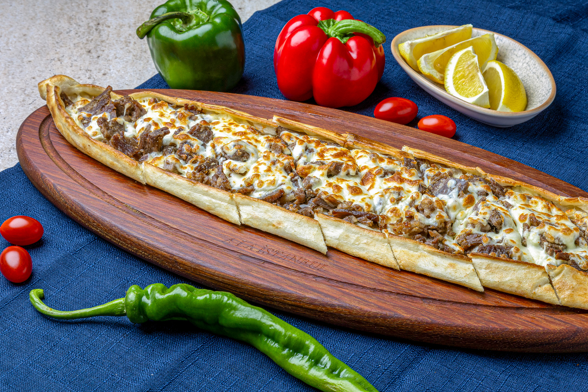 Beef Doner Pide