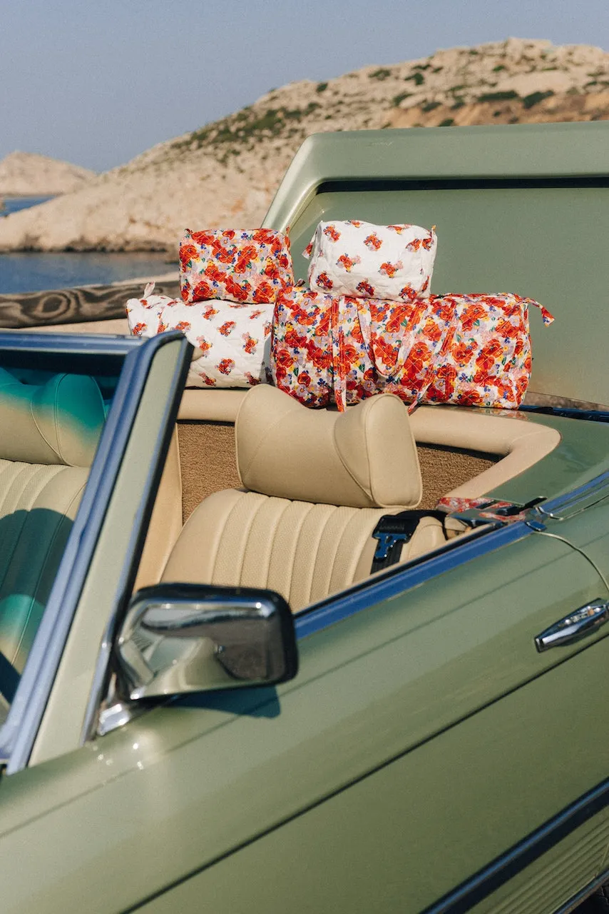 Mercedes SL 280 – cabriolet de luxe avec chauffeur, parfait pour mariage, shooting ou événement sur Marseille et sa région. Proposé par Du Rêve à la Réalité pour mariage, anniversaire, clip, shooting et autres événements.
