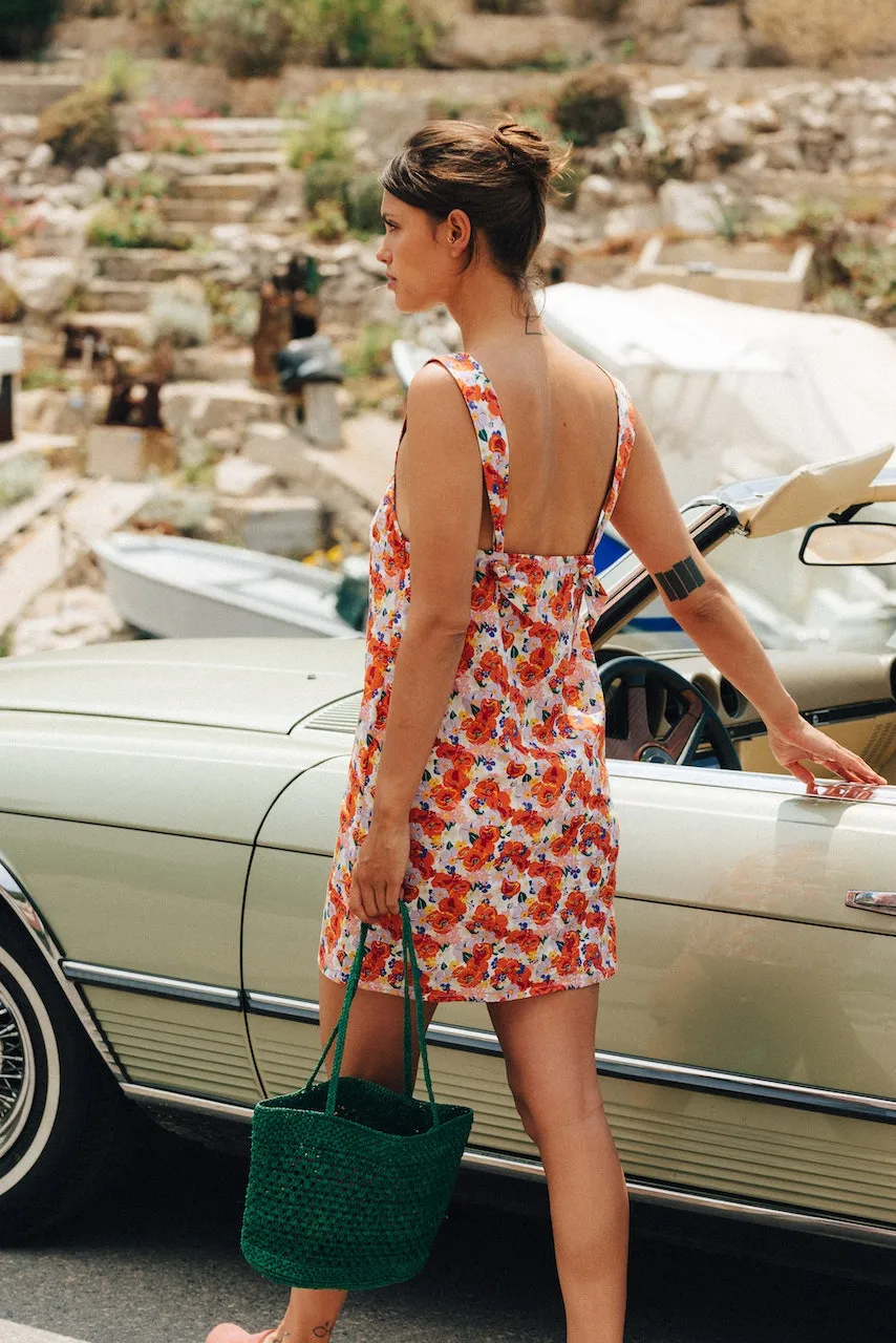 Mercedes SL 280 – cabriolet de luxe avec chauffeur, parfait pour mariage, shooting ou événement sur Marseille et sa région. Proposé par Du Rêve à la Réalité pour mariage, anniversaire, clip, shooting et autres événements.