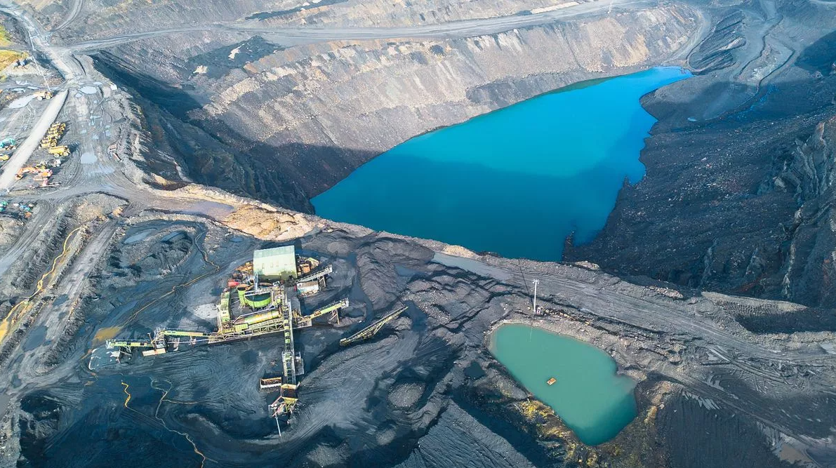 about hero content img