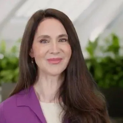 Prof. Dr. Anabel Ternès von Hattburg