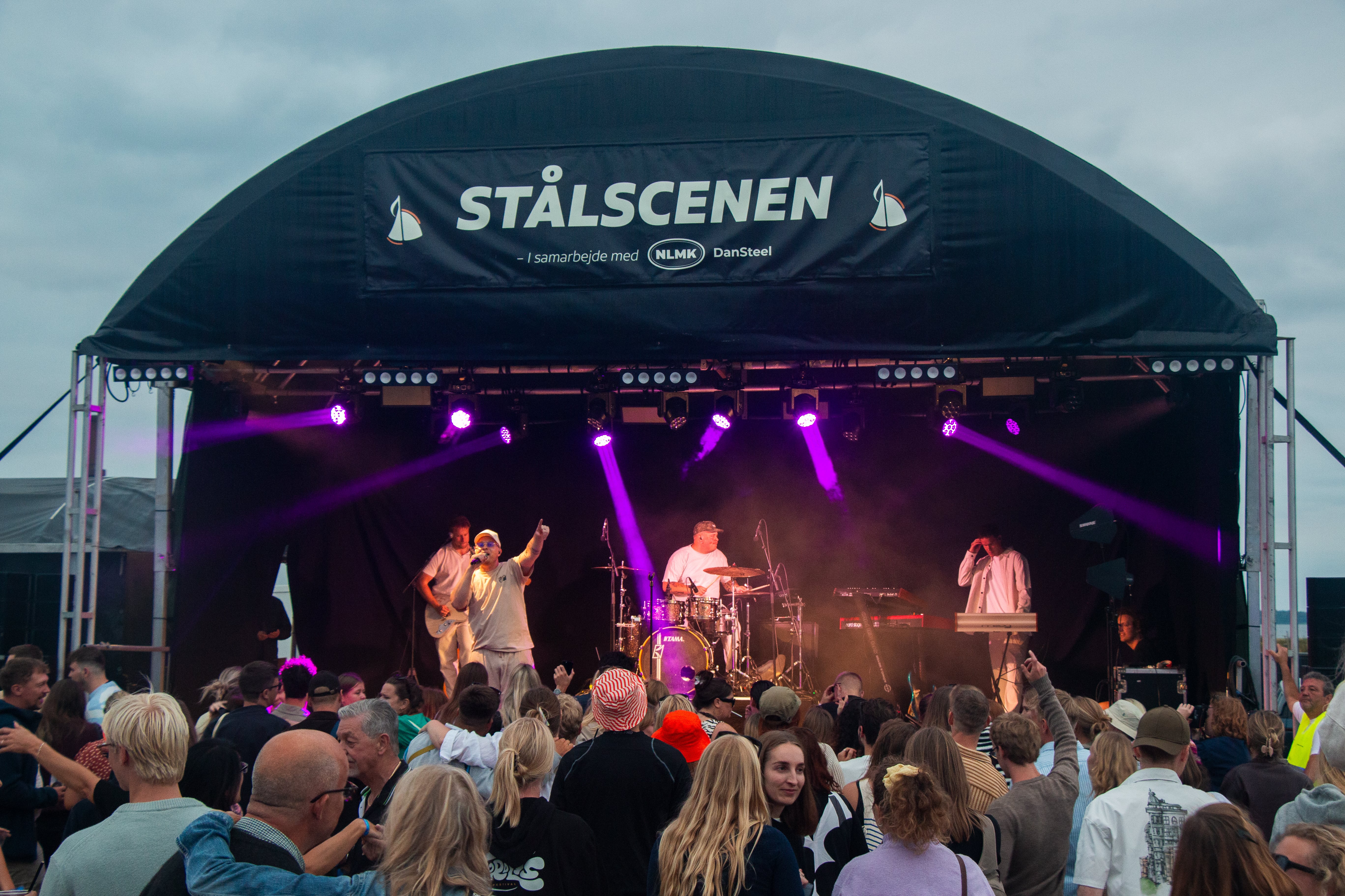 Xander Linnet der optræder på Fjordlys Festival 2025