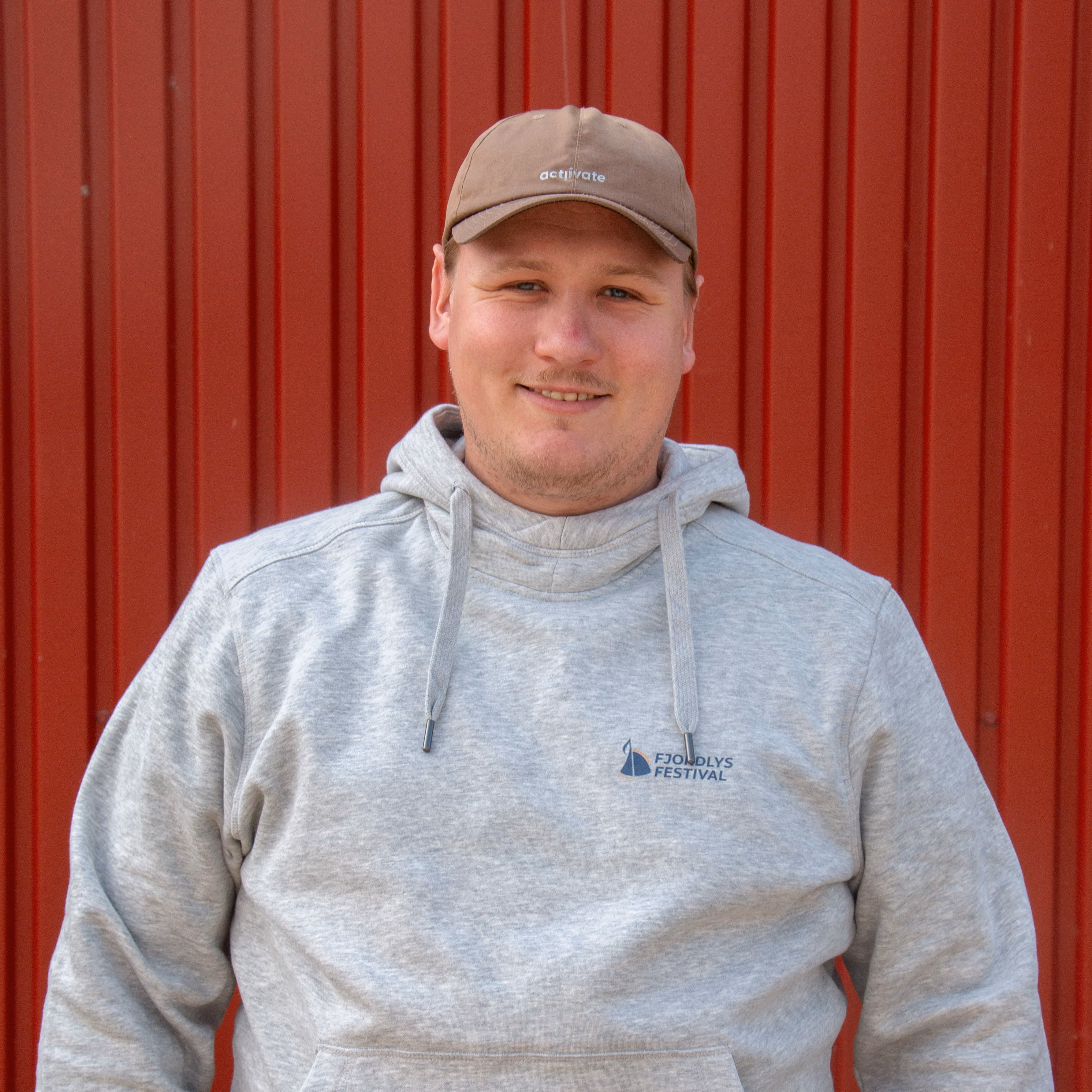 Stefan er frivillig på Fjordlys Festival