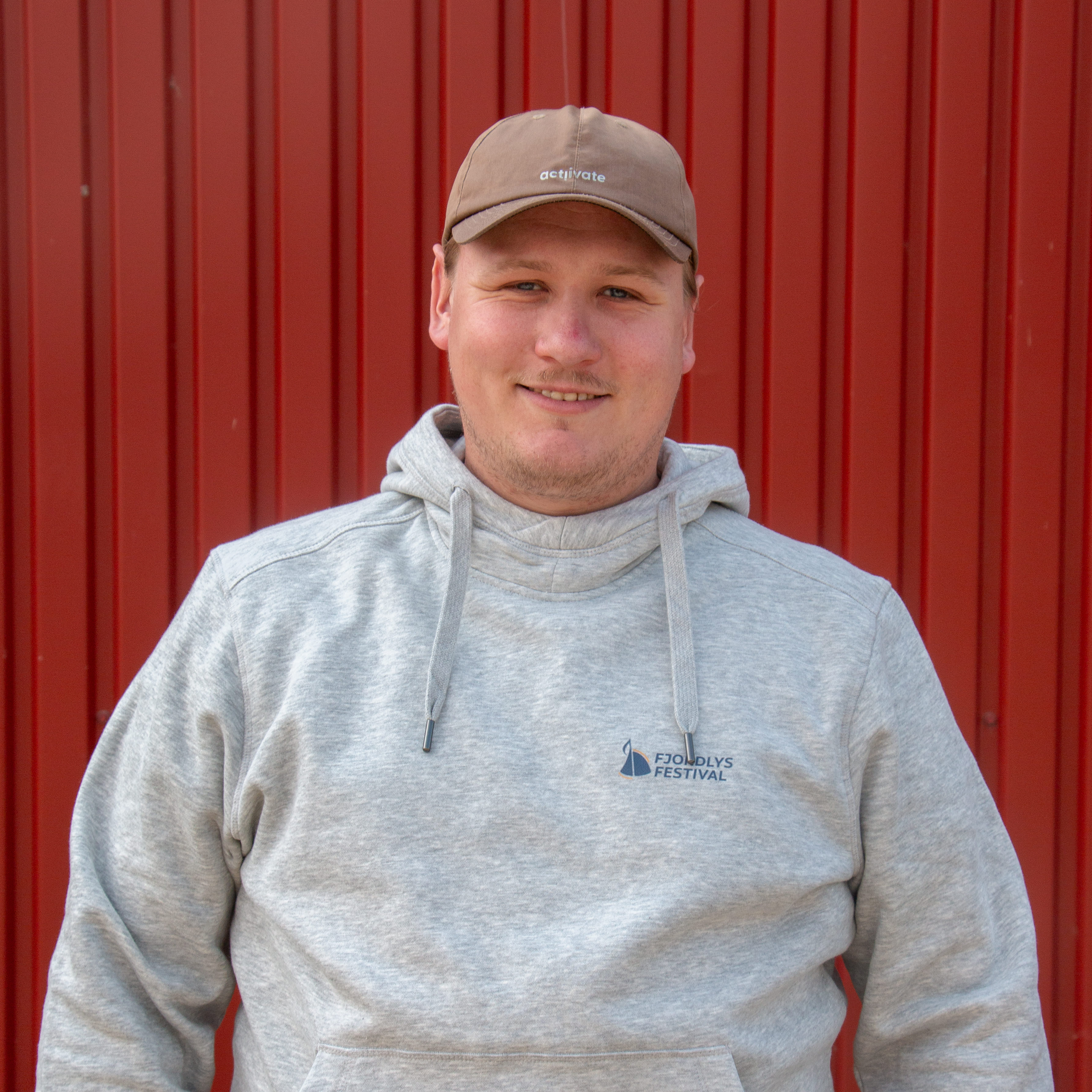 Stefan er frivillig på Fjordlys Festival