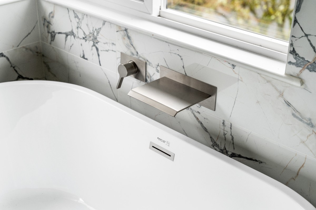 Modern Bathroom Refresh in Snohomish After 22