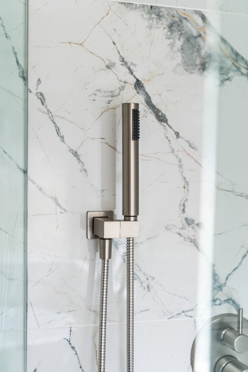 Modern Bathroom Refresh in Snohomish After 14