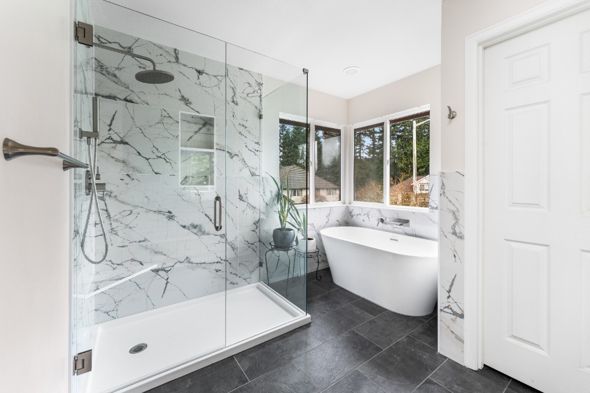 Modern Bathroom Refresh in Snohomish