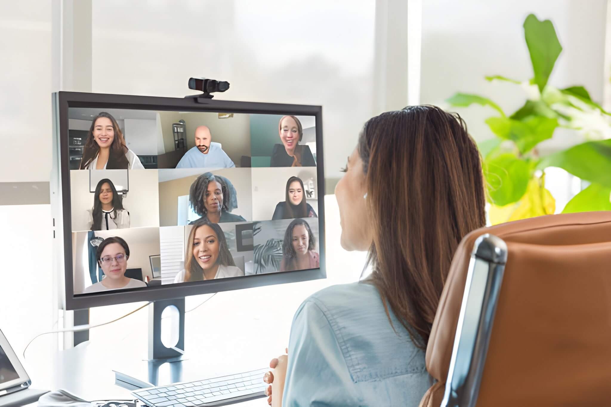 Consultation capillaire en visioconférence : diagnostic chute de cheveux et conseils personnalisés en ligne (téléconsultation)