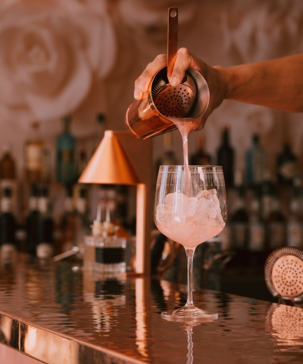 Home-made cocktail service at La Cuisine de Rose in Metz, a chic and friendly brasserie.