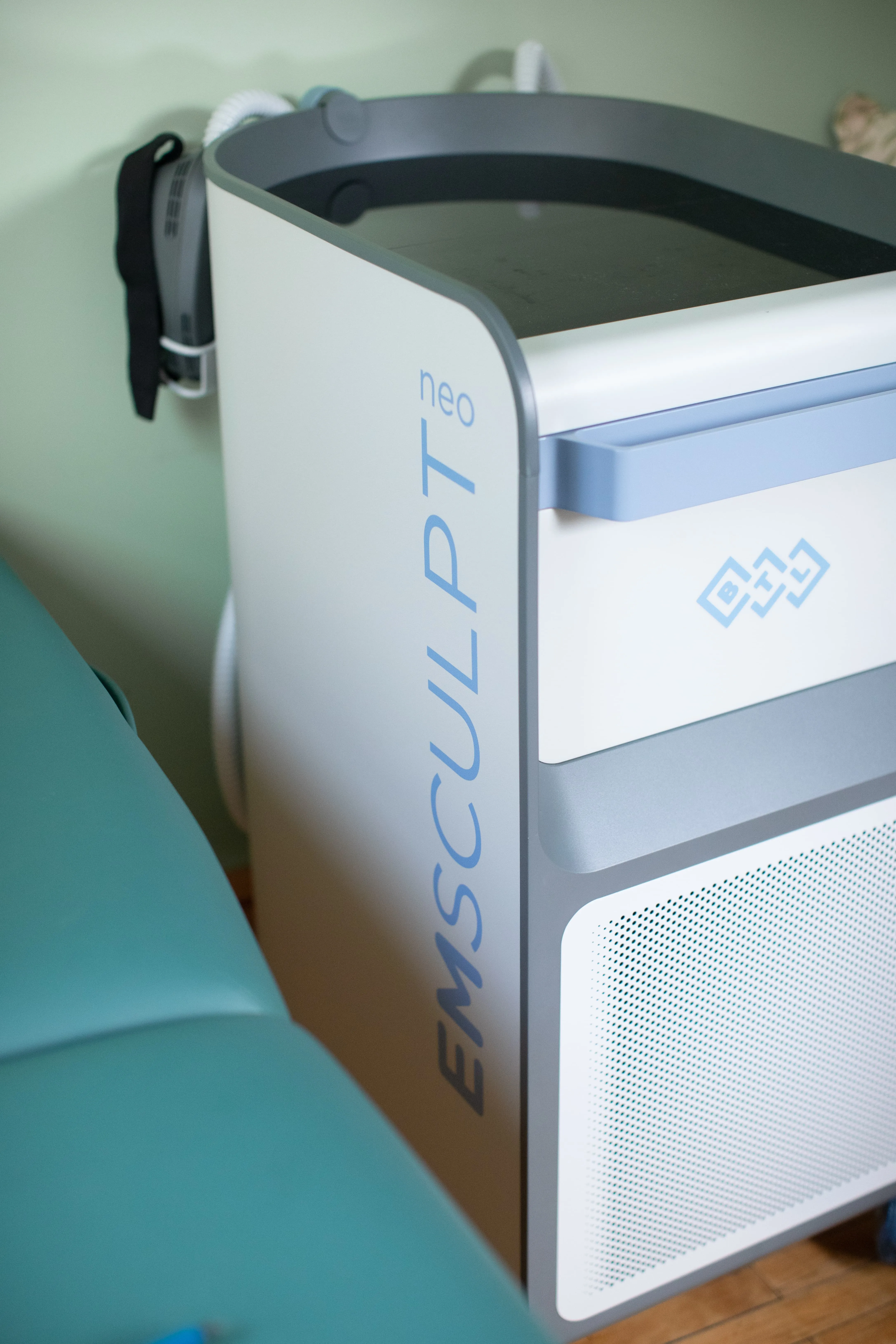 BTL Emsculpt Neo device used for muscle building and fat reduction therapy