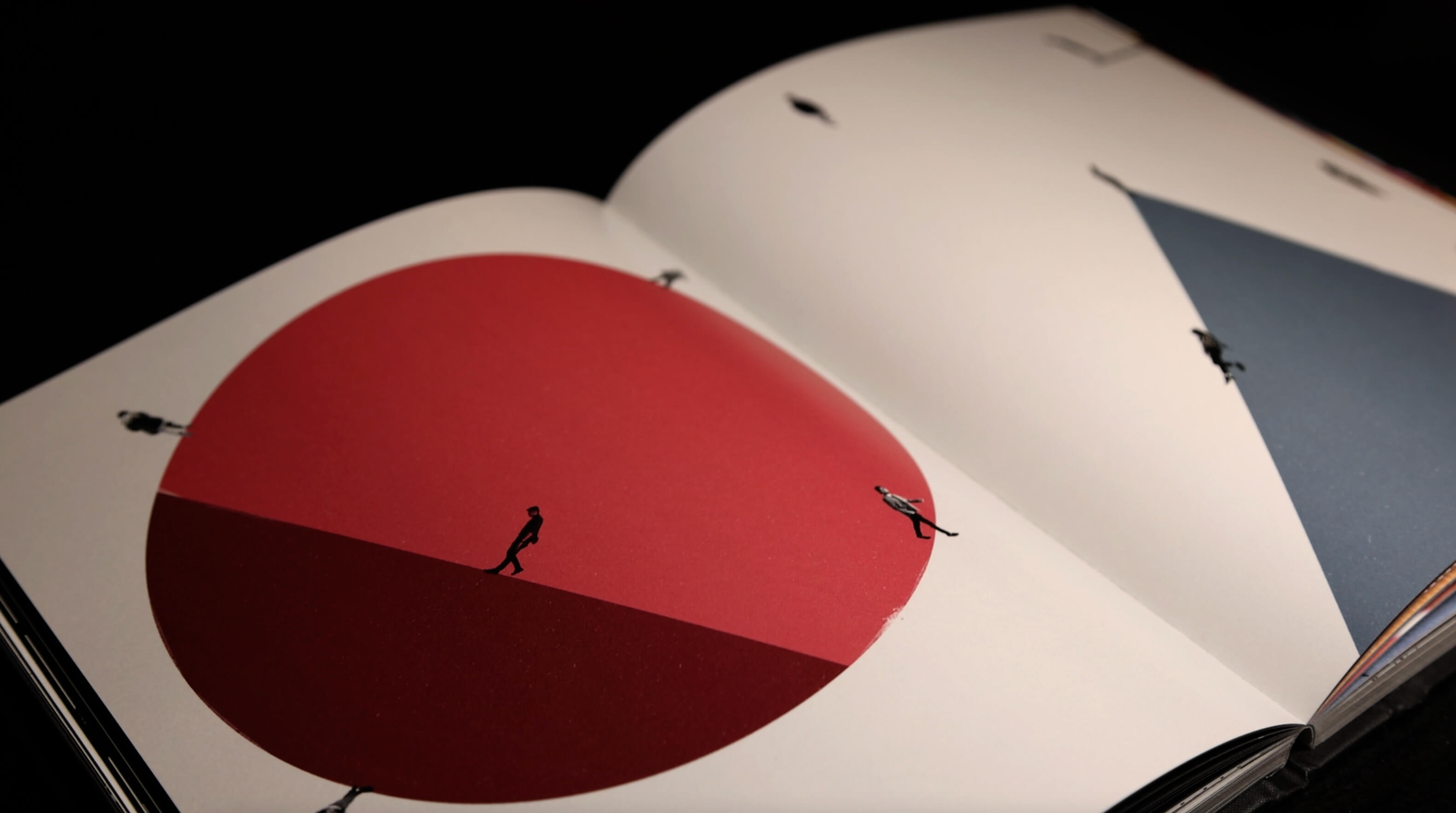 Vidi Culture Book - Tiny humans spread