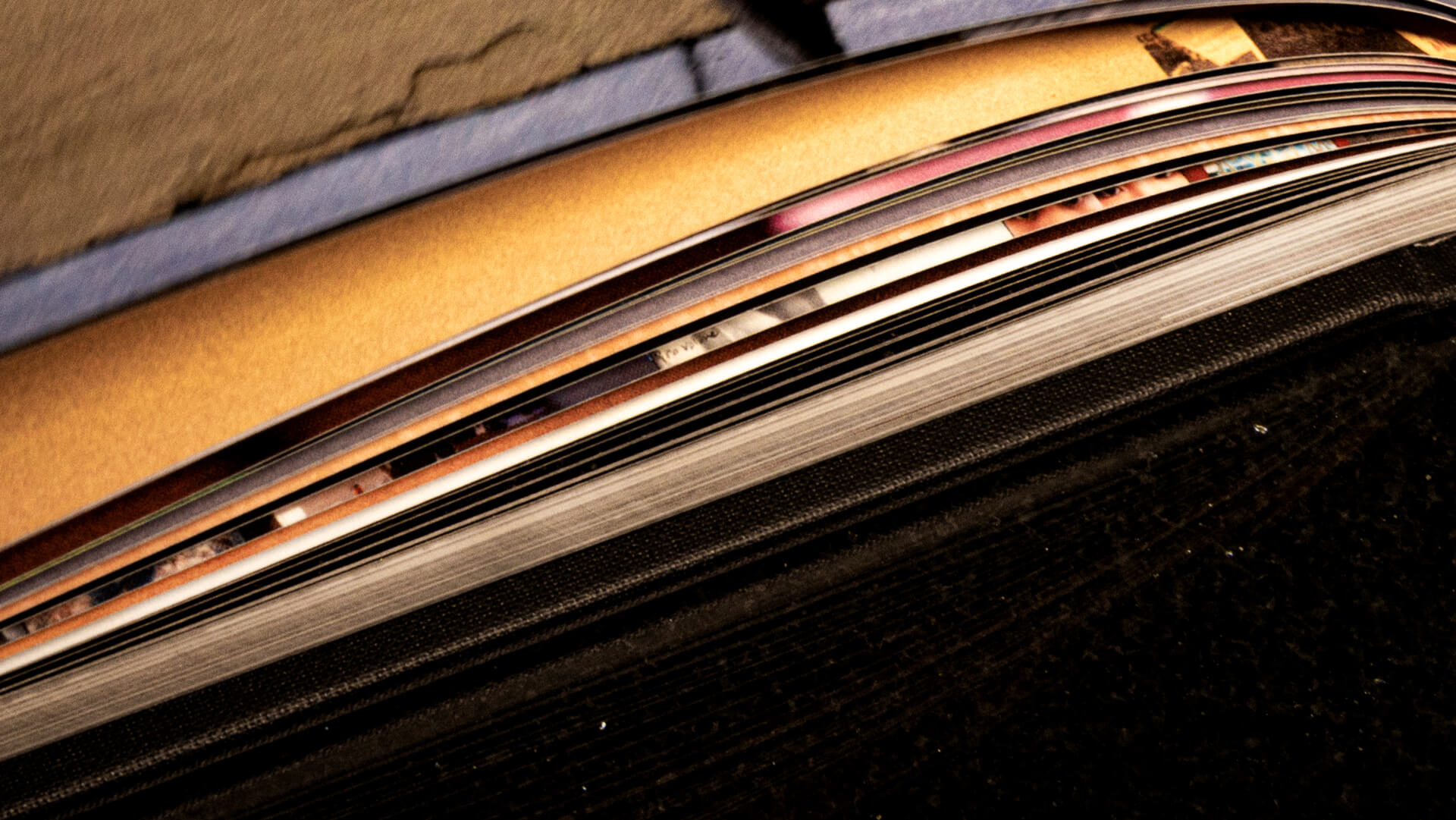 Vidi Culture Book - Page eyes