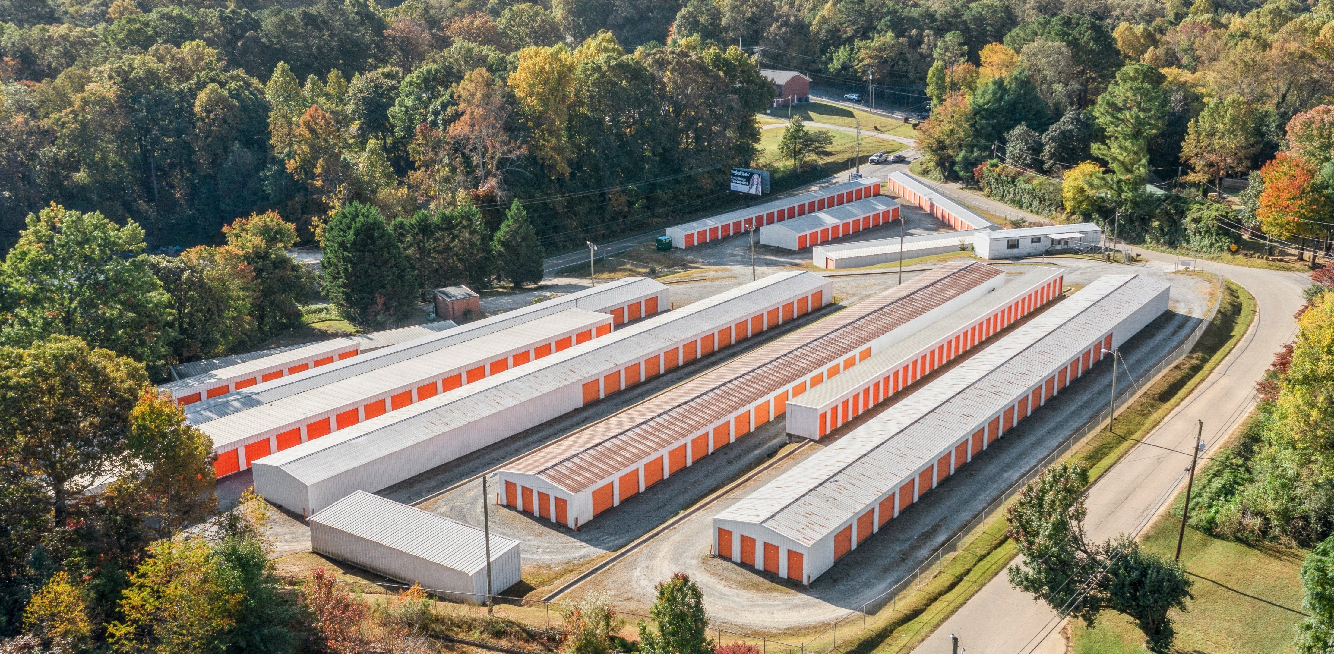 An aereal view a self storage facility