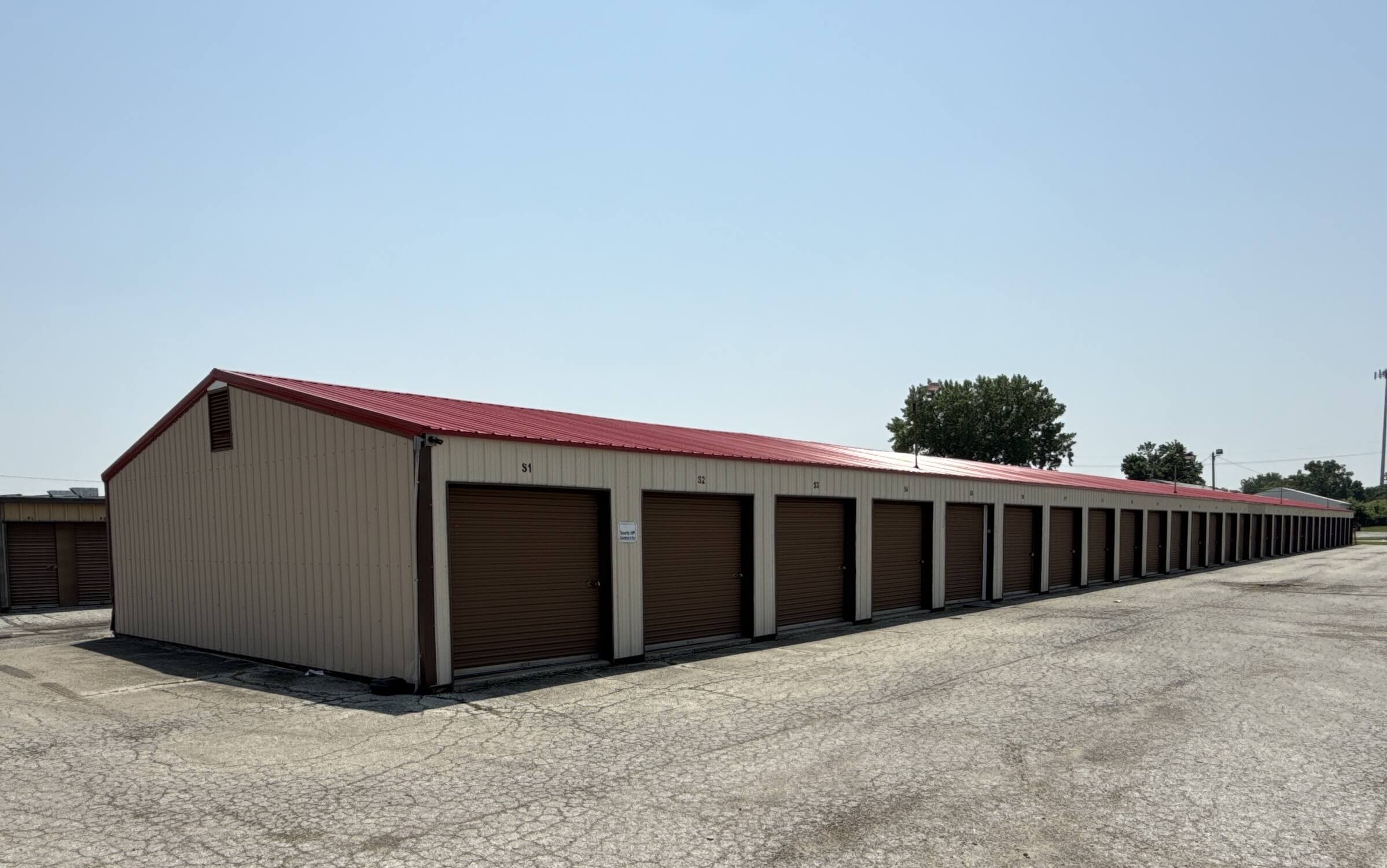 A self storage buildign