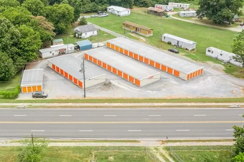 A Bolt Storage Facility in Summerville, GA: Secure and welcoming self-storage with well-maintained facilities and roomy storage units reliable and convenient for your belongings.