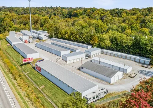 A Bolt Storage Facility in New Richmond, OH: Secure and welcoming self-storage with well-maintained facilities and roomy storage units reliable and convenient for your belongings.