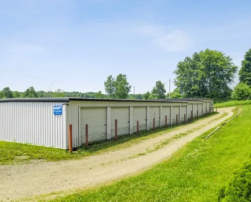 A Bolt Storage Facility in Union City, PA: Secure and welcoming self-storage with well-maintained facilities and roomy storage units reliable and convenient for your belongings.