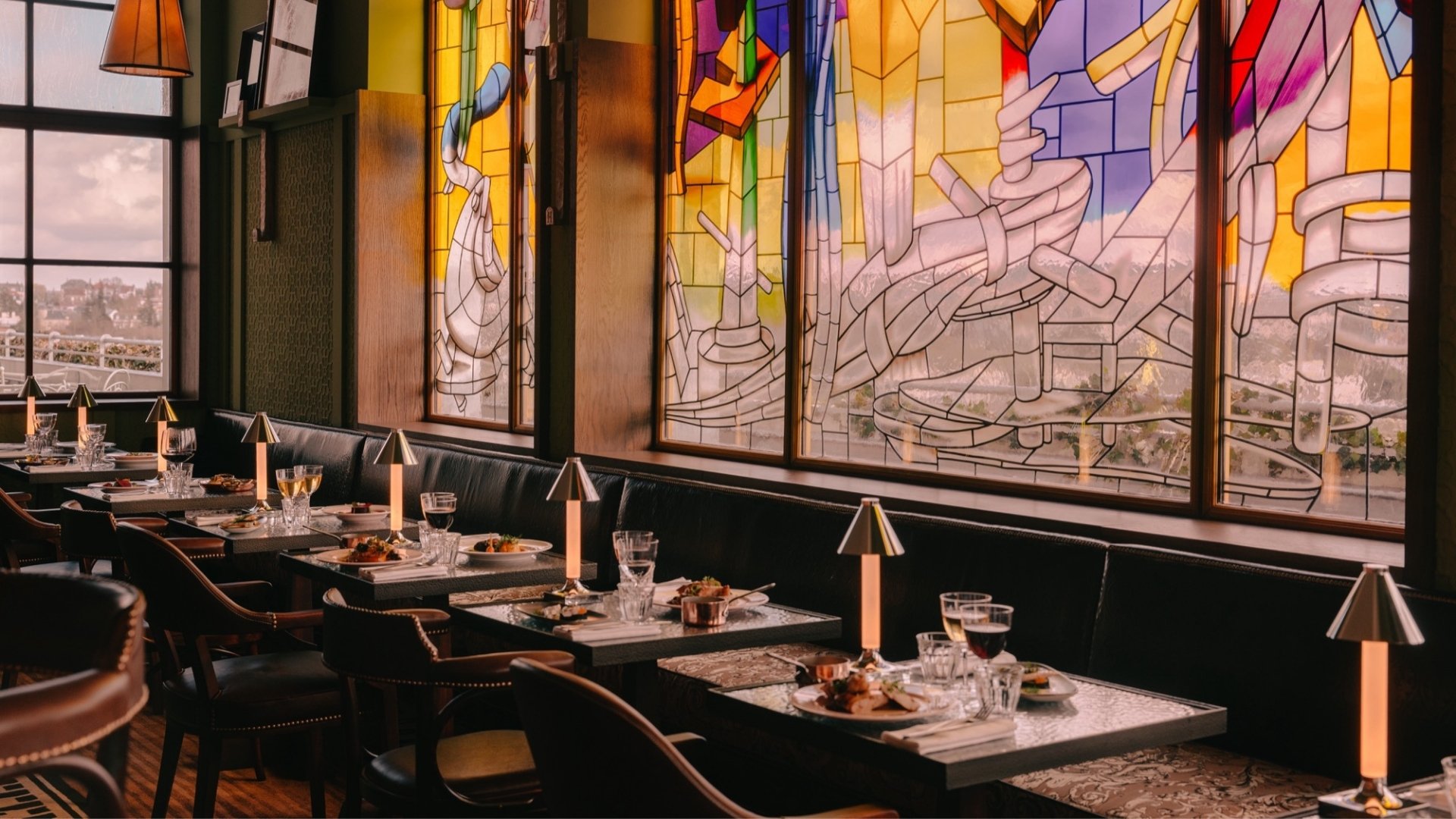 Ambiance raffinée dans le restaurant La Maison de Manfred à Metz.