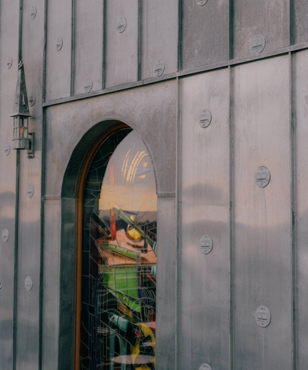 Architecture unique de La Maison de Manfred à Metz signée Philippe Starck.