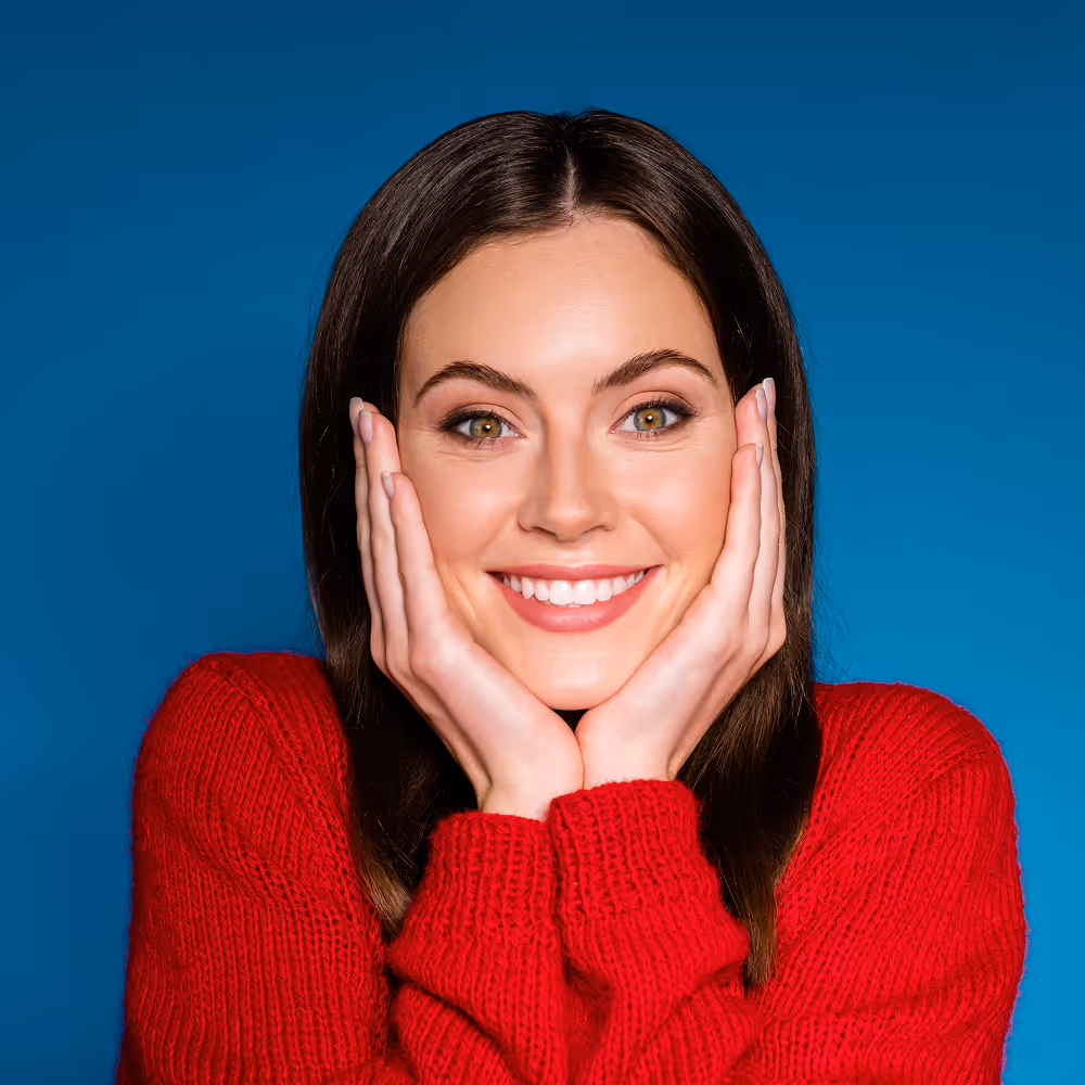 Illustration showing how a smile makeover improves tooth shape, alignment, and color